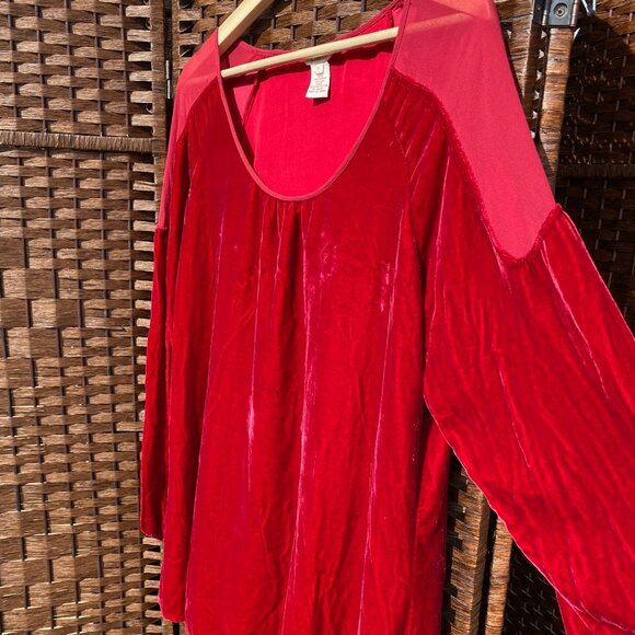 Red Sundance Mesh / Velvet top, Size L - Picture 3 of 8